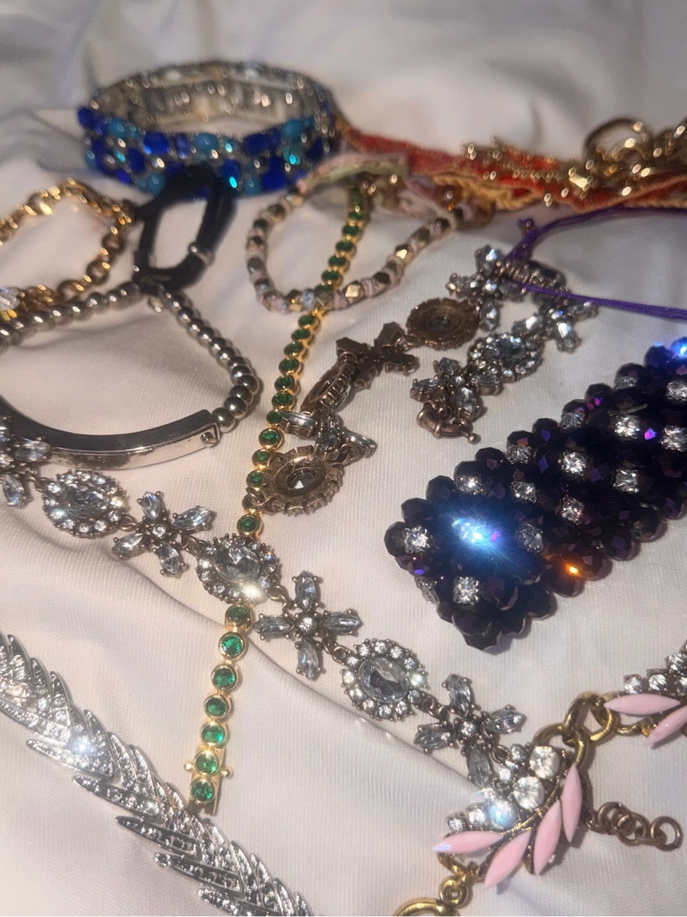 Lot of bracelets Rhinestone and other multiple stones (1)